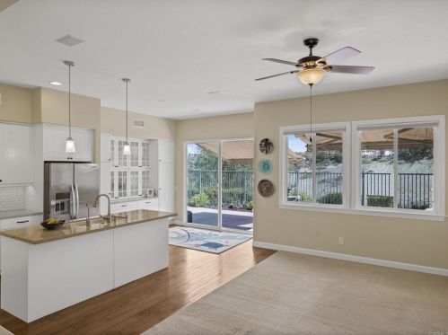 6162 Paseo Monona, Carlsbad CA  92009-2218 exterior