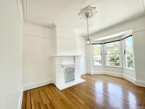 1562 Dolores St, San Francisco CA  94110-4927 exterior