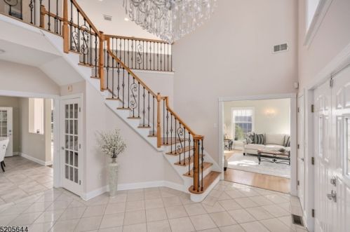409 Beverwyck Rd, Parsippany NJ  07054-1537 exterior