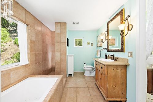 2418 Rancho Cabeza Dr, Santa Rosa CA  95404-2326 exterior