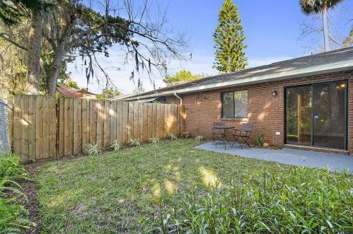 1504 Heritage Ln, Daytona Beach, FL 32117-2064