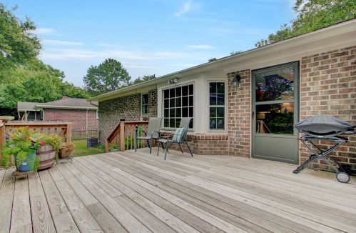 784 Wakendaw Blvd, Mount Pleasant SC  29464-5153 exterior