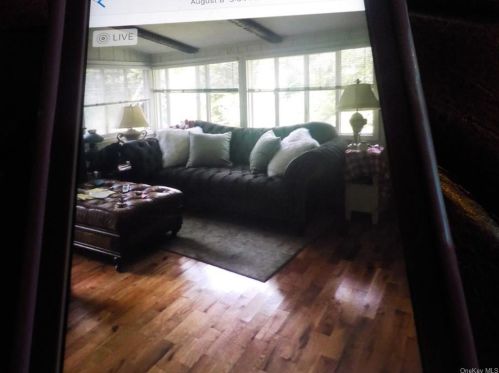 47 Shawnee Rd, Tompkins Corners, NY 10579-2122
