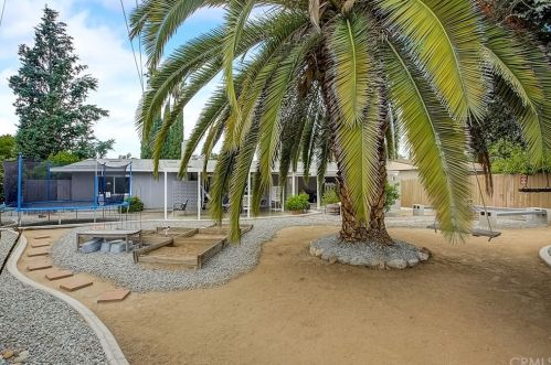 5974 Boone Ct, Riverside CA  92506-1721 exterior