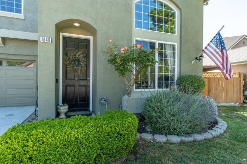 1940 Morning Glory Dr, Hollister CA  95023-7622 exterior
