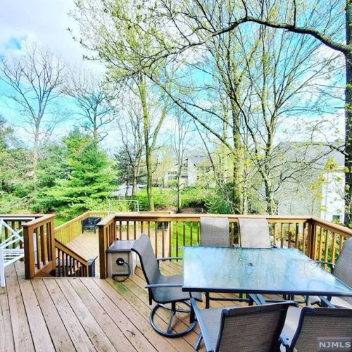 18 7th St, Englewood NJ  07632-2410 exterior