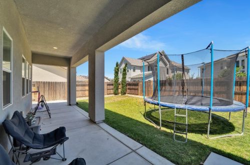 1343 Mono St, Manteca CA  95337 exterior