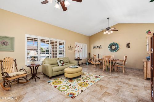 21030 124th Ave, Sun City AZ 85375-1955 exterior