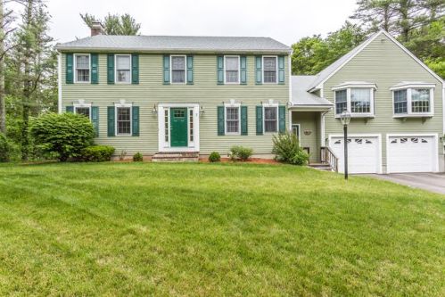 7 Barnboard Rd, Mansfield, MA 02048-3270
