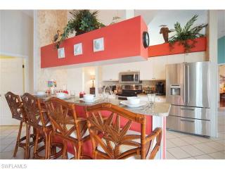 5201 20th Pl, Cape Coral FL  33914-6825 exterior