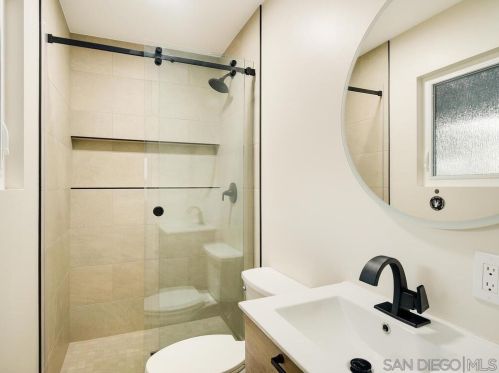 5961 Camber Dr, San Diego CA 92117-4142 exterior