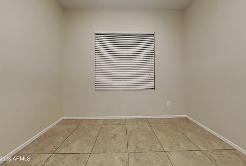 1942 92nd Dr, Phoenix AZ  85037-4375 exterior