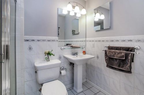 245 Maple Brook Ct, Yorktown Hgts NY  10598-1976 exterior