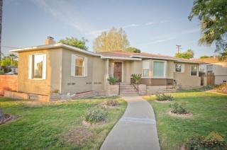 250 Monte Vista Dr, Bakersfield, CA 93305-1331
