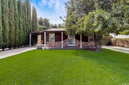 23056 16th St, Santa Clarita, CA 91321-1054