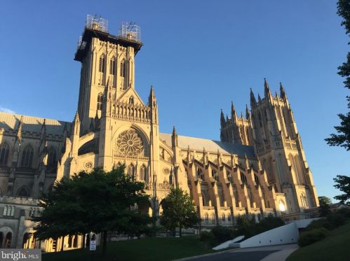 3217 Wisconsin Ave, Washington DC 20016-3812 exterior