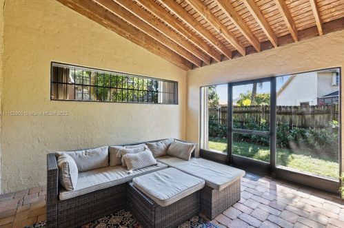 9920 12 St, Hollywood FL 33026-4359 exterior