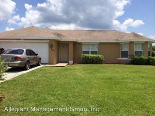 1020 Cannes Dr, Kissimmee FL  34759-3817 exterior