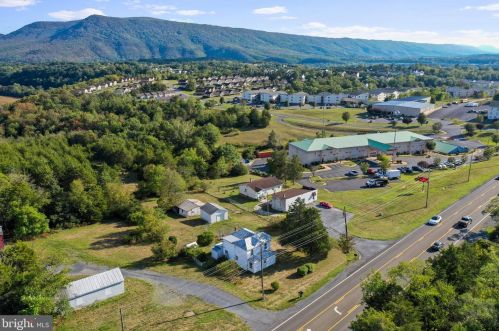 33456 Old Valley Pike, Strasburg VA  22657-3702 exterior