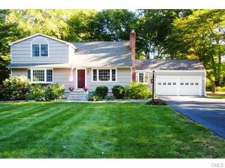 62 Wampus Way, Fairfield, CT 06825-2542