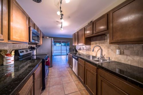 8052 Timrod St, Tucson, AZ 85710-4119