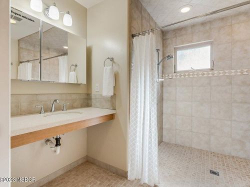 2114 Fallen Leaf Dr, Santa Maria CA  93455-5733 exterior