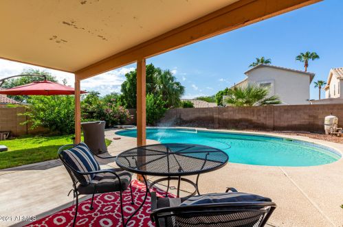 1073 Sparrow Dr, Chandler, AZ 85286-7524