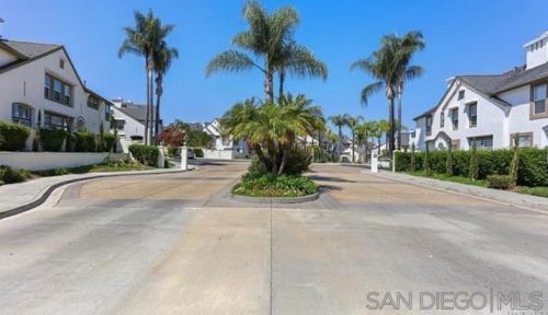 11928 Cypress Canyon Rd, San Diego, CA 92131-4789