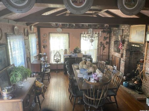 334 Gillette St, Huntington Station NY  11746-7028 exterior