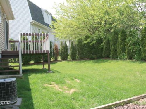 130 Branca Ct, Milford, CT 06461-2272