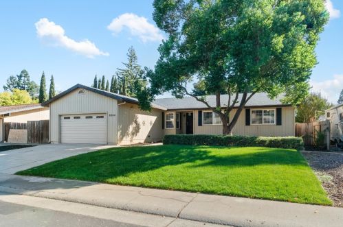 8804 Kelsey Dr, Elk Grove, CA 95624-1867