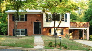 350 Hermitage Dr, Danville, VA 24541-5808