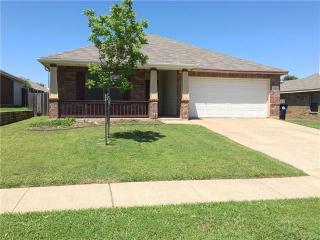 1524 Evan Dr, Denton TX  76207-7779 exterior