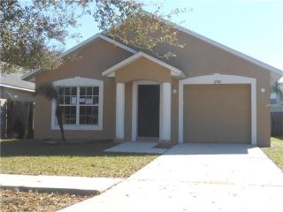11708 Mango Cross Ct, Seffner, FL 33584-6410