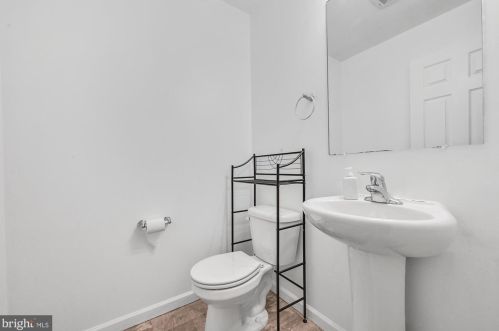 11 Bittendorf Way, Swartzville PA  17569-7001 exterior