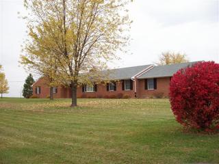 6704 Fairfield Rd, Miami, OH 45056-8814