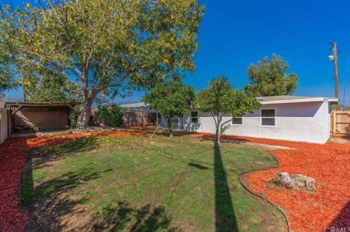 834 Meridian Ave, Rialto CA  92376-3714 exterior