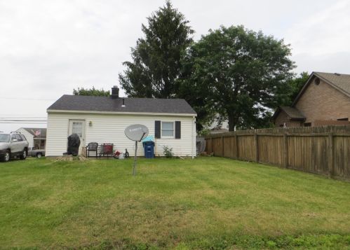1384 Wayne Rd, Wilmington, OH 45177-1139