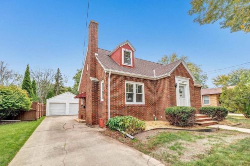 1338 Porlier St, Green Bay, WI 54301-3333