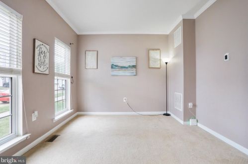 214 Union Ridge Dr, Charles Town WV  25414-4950 exterior