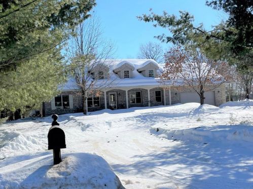 28858 Kilkare Rd, Yellow Lake, WI 54830-9563