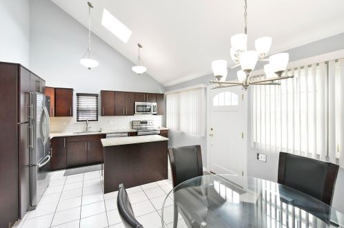 118 12th Ave, Holtsville NY  11742-2316 exterior