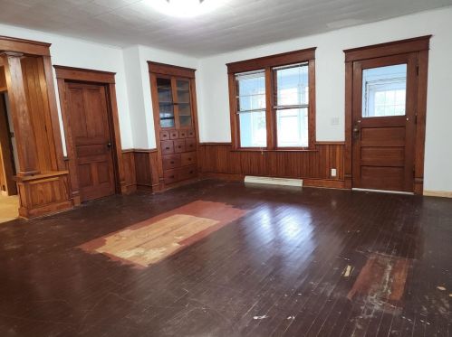 614 6th St, Cato WI  54230-9301 exterior