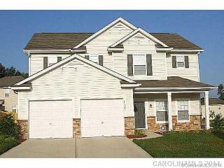 11121 Amur Ct, Charlotte, NC 28262-2560