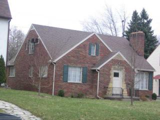 2438 Goddard Rd, Toledo, OH 43606-3207