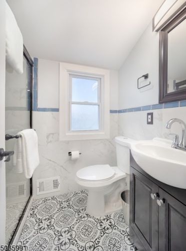 36 Woodcrest Cir, Springfield NJ  07081-1517 exterior