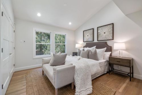 12195 Altamont Ct, Los Altos CA  exterior