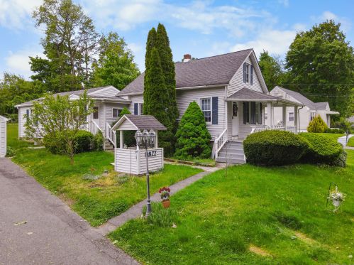 1877 Nichols Ave, Stratford, CT 06614-1712