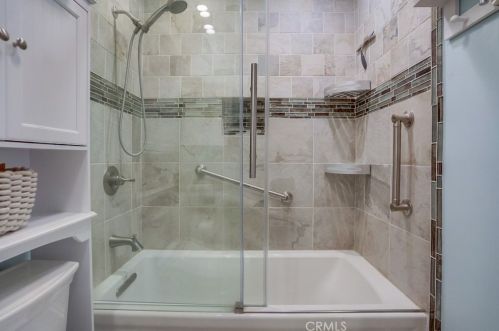 3753 Snowden Ave, Long Beach CA  90808-2226 exterior