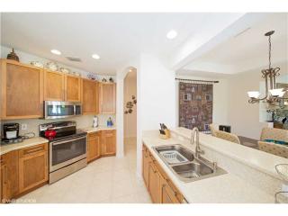 955 Harbor Vw, Hollywood, FL 33019-5057